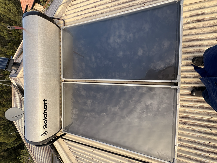 SunWise solar panel cleaning before and after photo 12