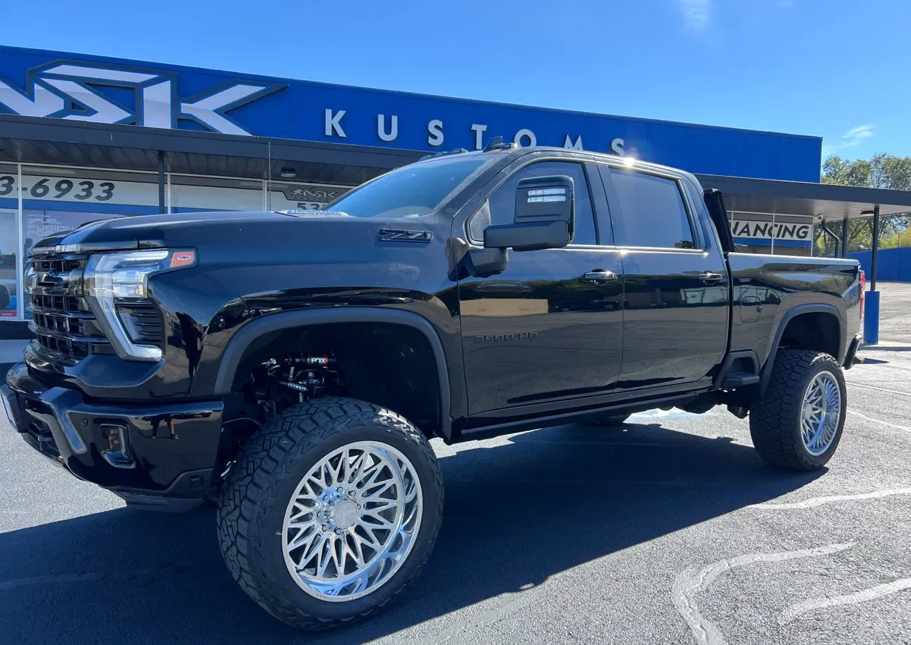 Chevy Silverado 2500 HD KG1 Seismic