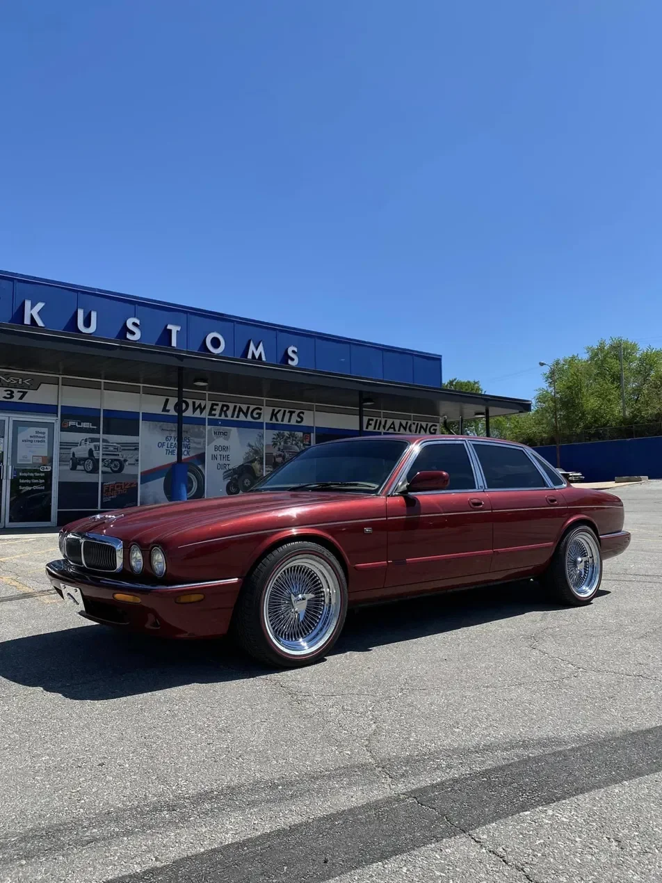 Jaguar XJ Player Wire Wheels Vogue Tires