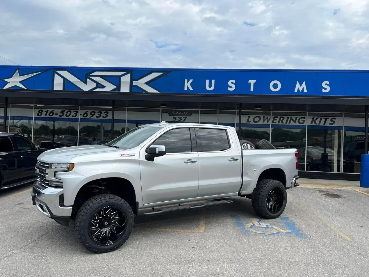 Chevy Silverado Z71 Fuel Saber