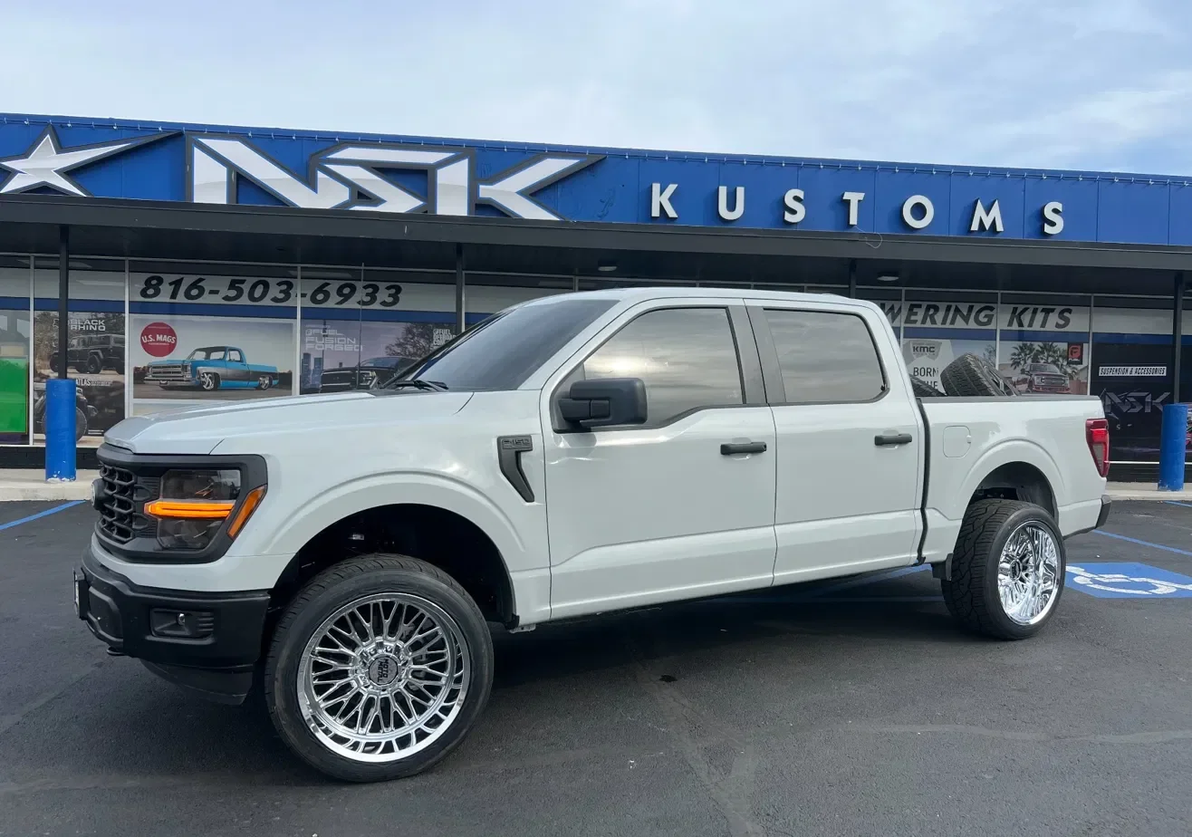 Ford F-150 Moto Metal MO809