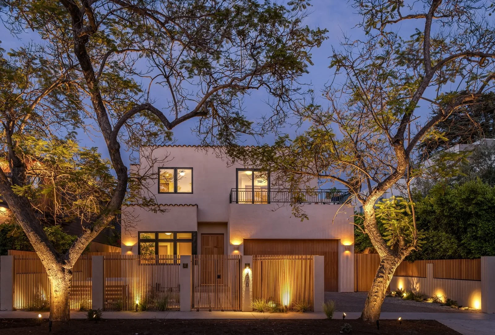 The Kings Residence: Front exterior at dusk