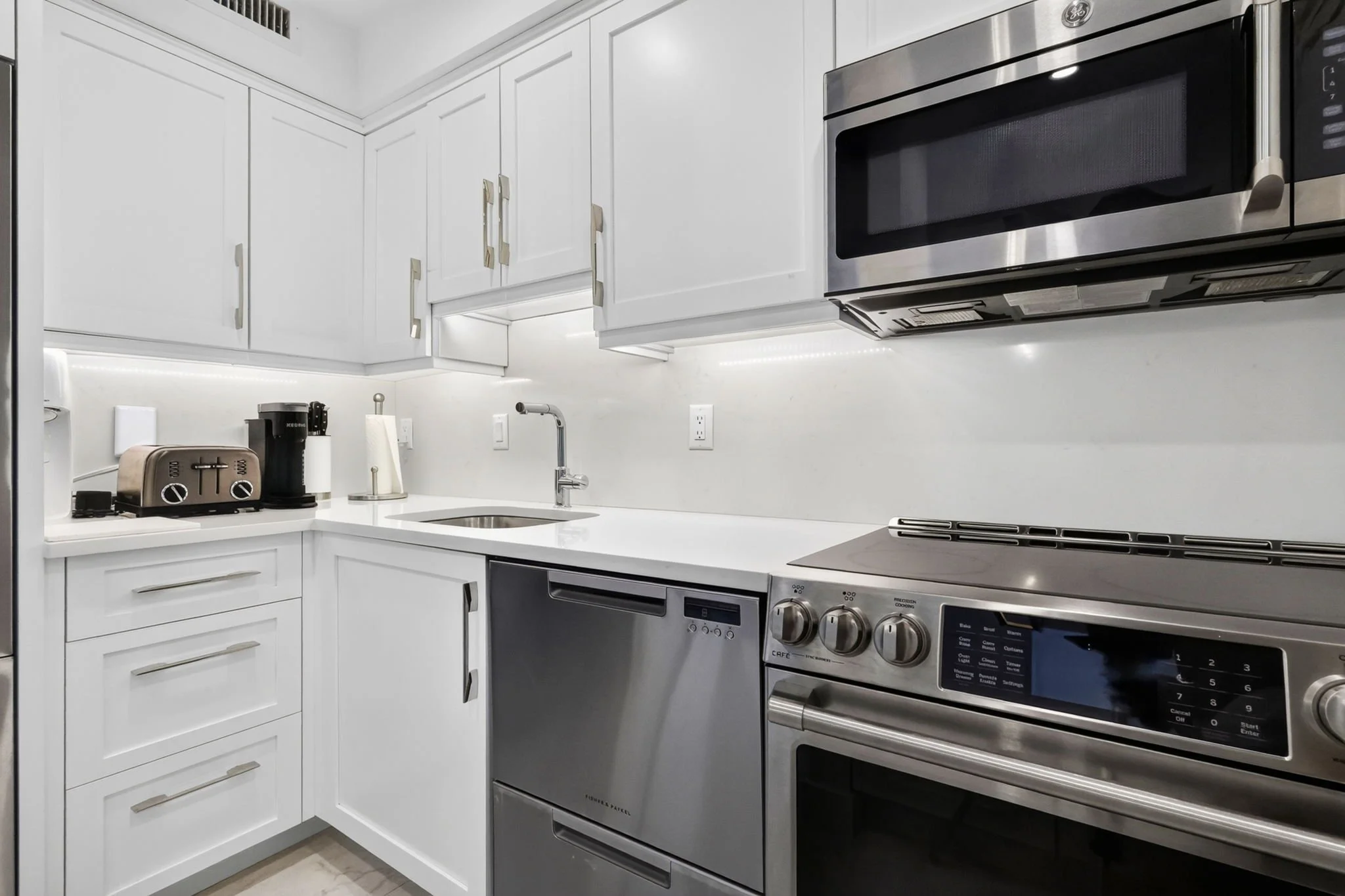 Kitchen — counter and cabinetry detail