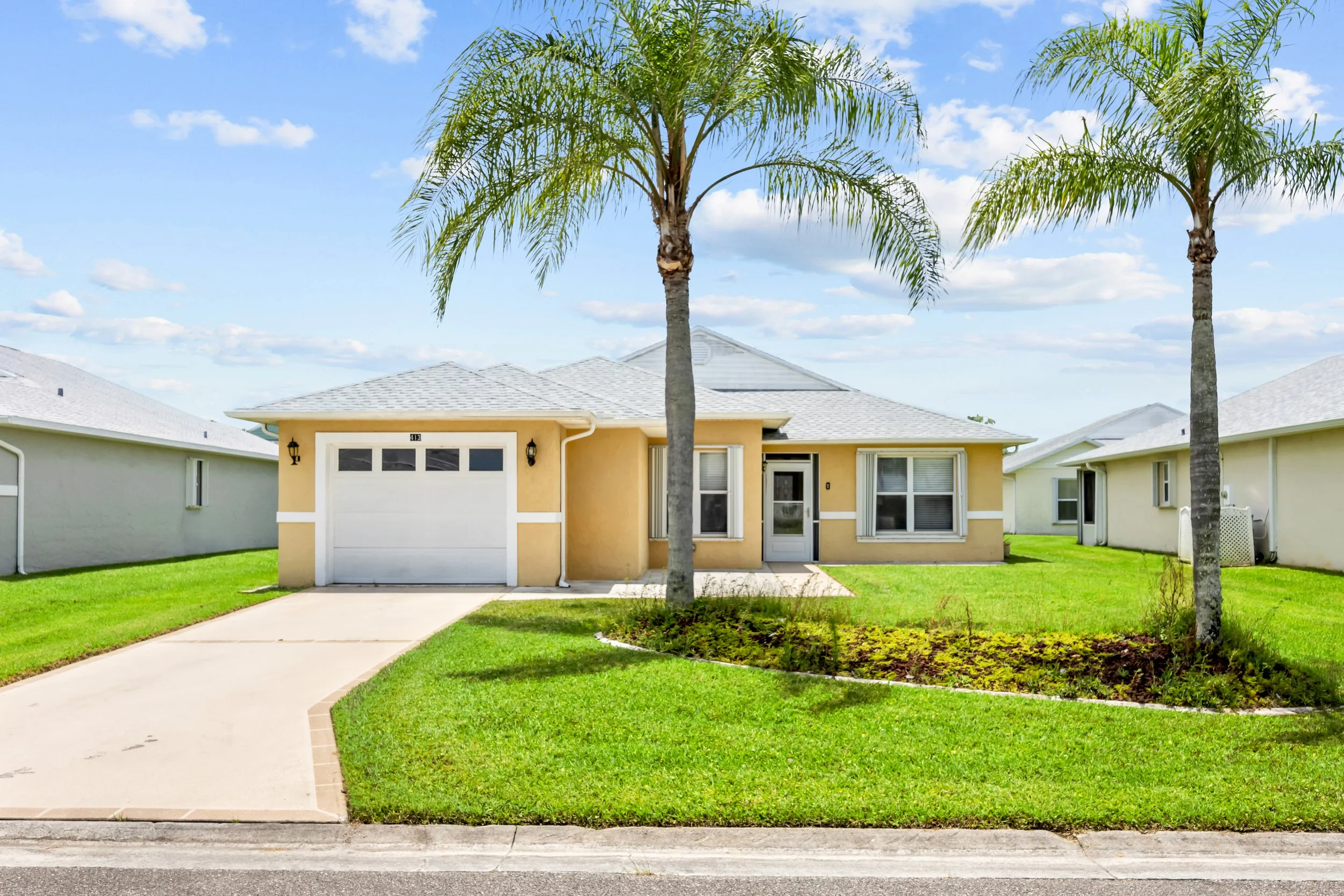 413 European Ln — front exterior, Palm Grove, Fort Pierce FL