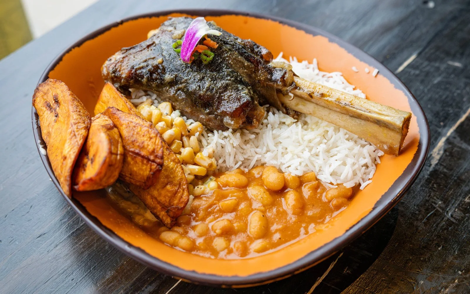 Restaurateurs Mamba Hamissi and Nadia Nijimbere
