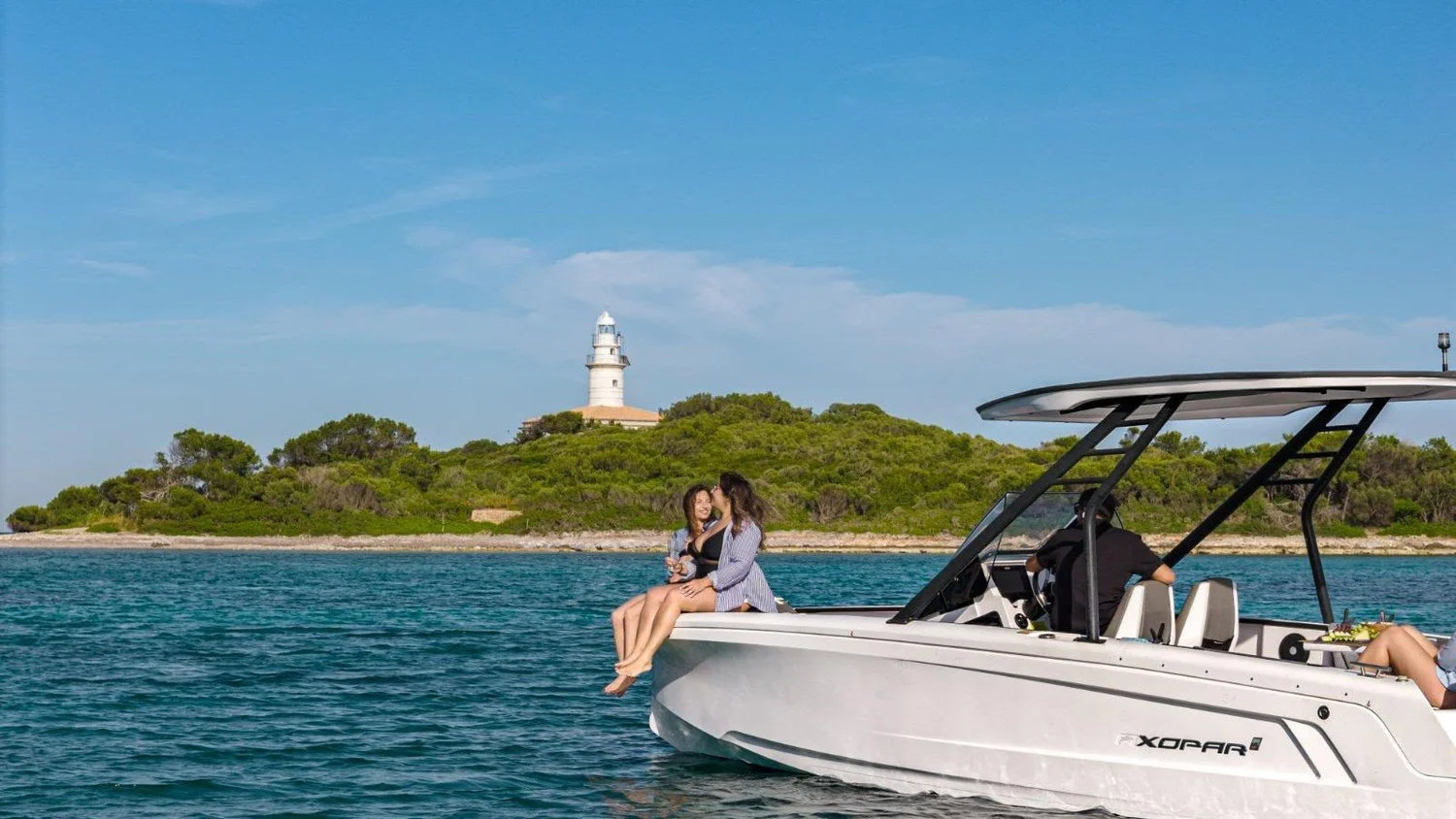 Axopar 22 boat rental Mallorca