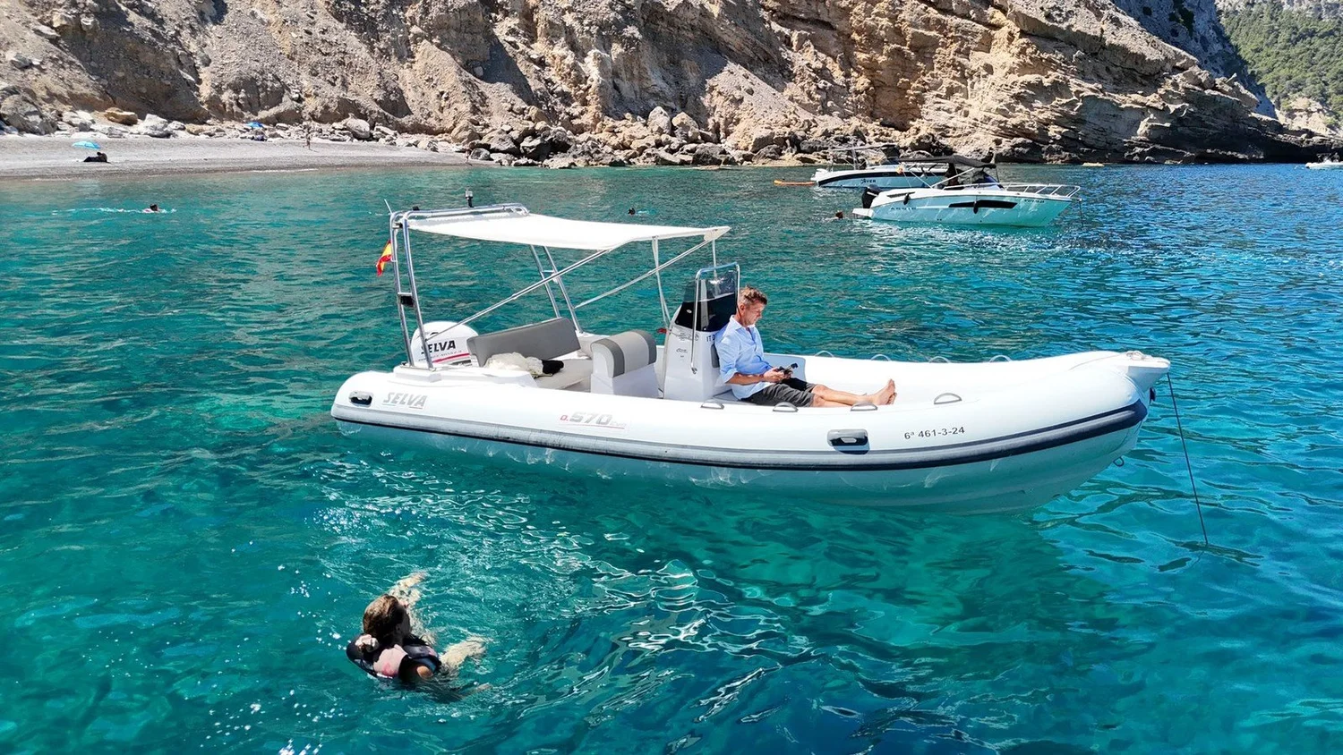 Selva 550 boat rental Mallorca