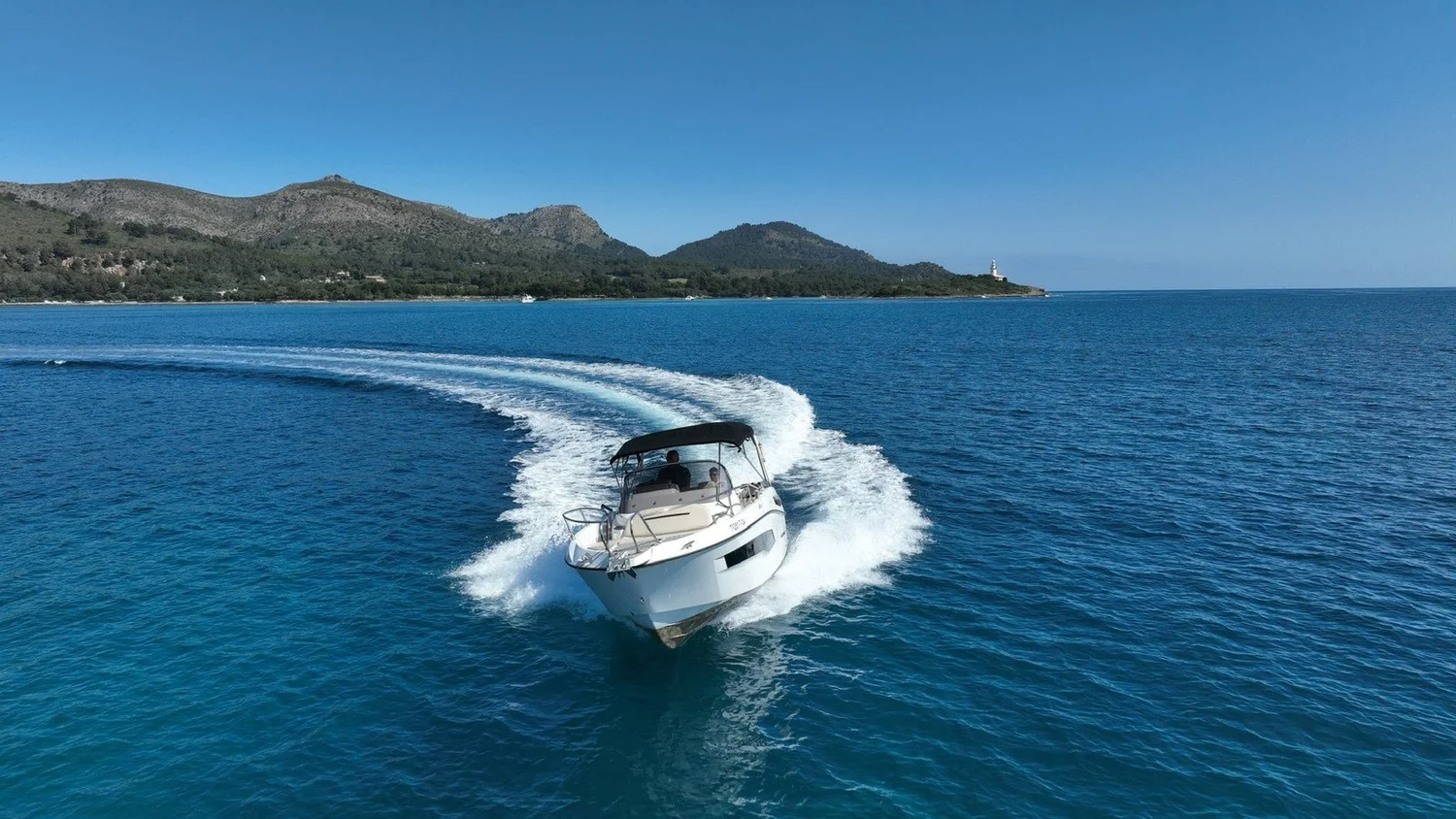 Karnic 702 boat rental Mallorca