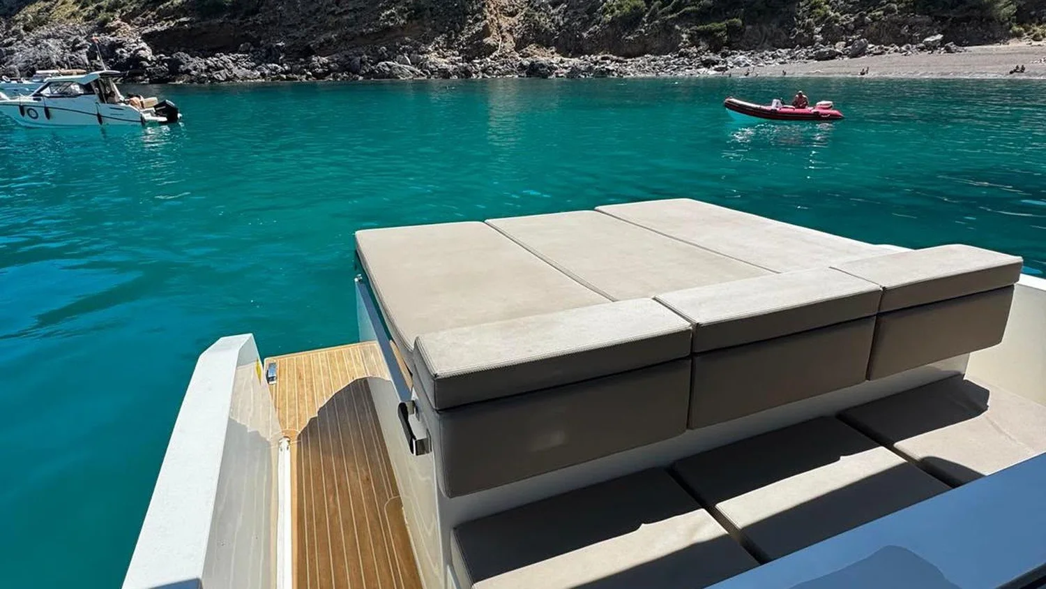 De Antonio D28 boat rental Mallorca
