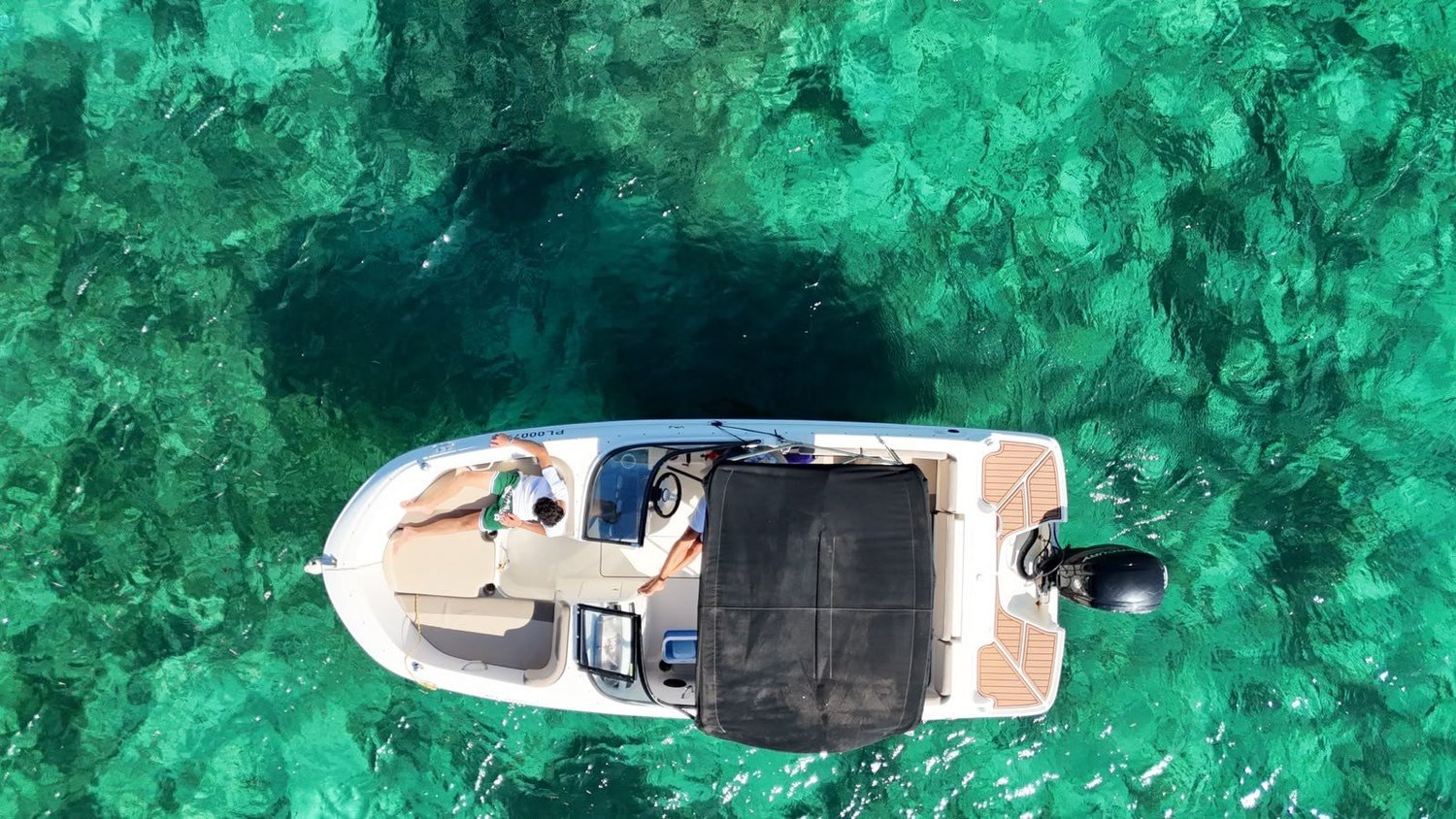 Bayliner VR4 boat rental Mallorca