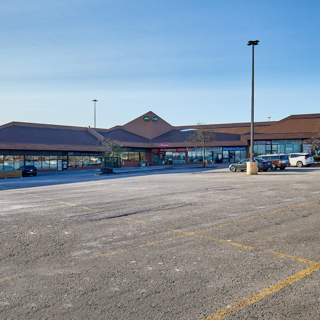 705 Kingston Image 3