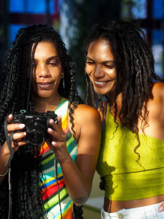 Leonie and Jasmine — your Destinationz Travel Besties