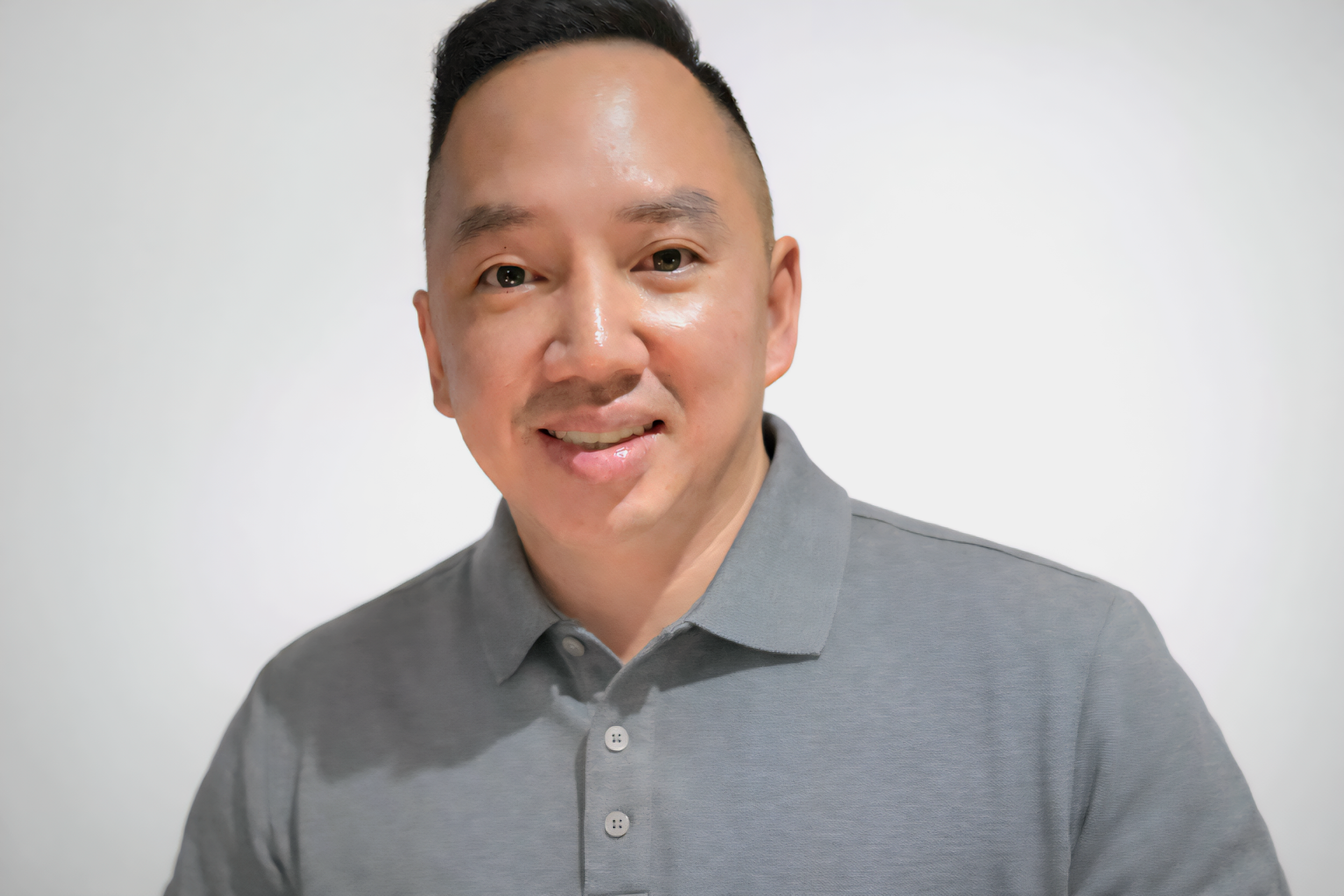 Qua Nguyen, owner of Elevated Windows PDX