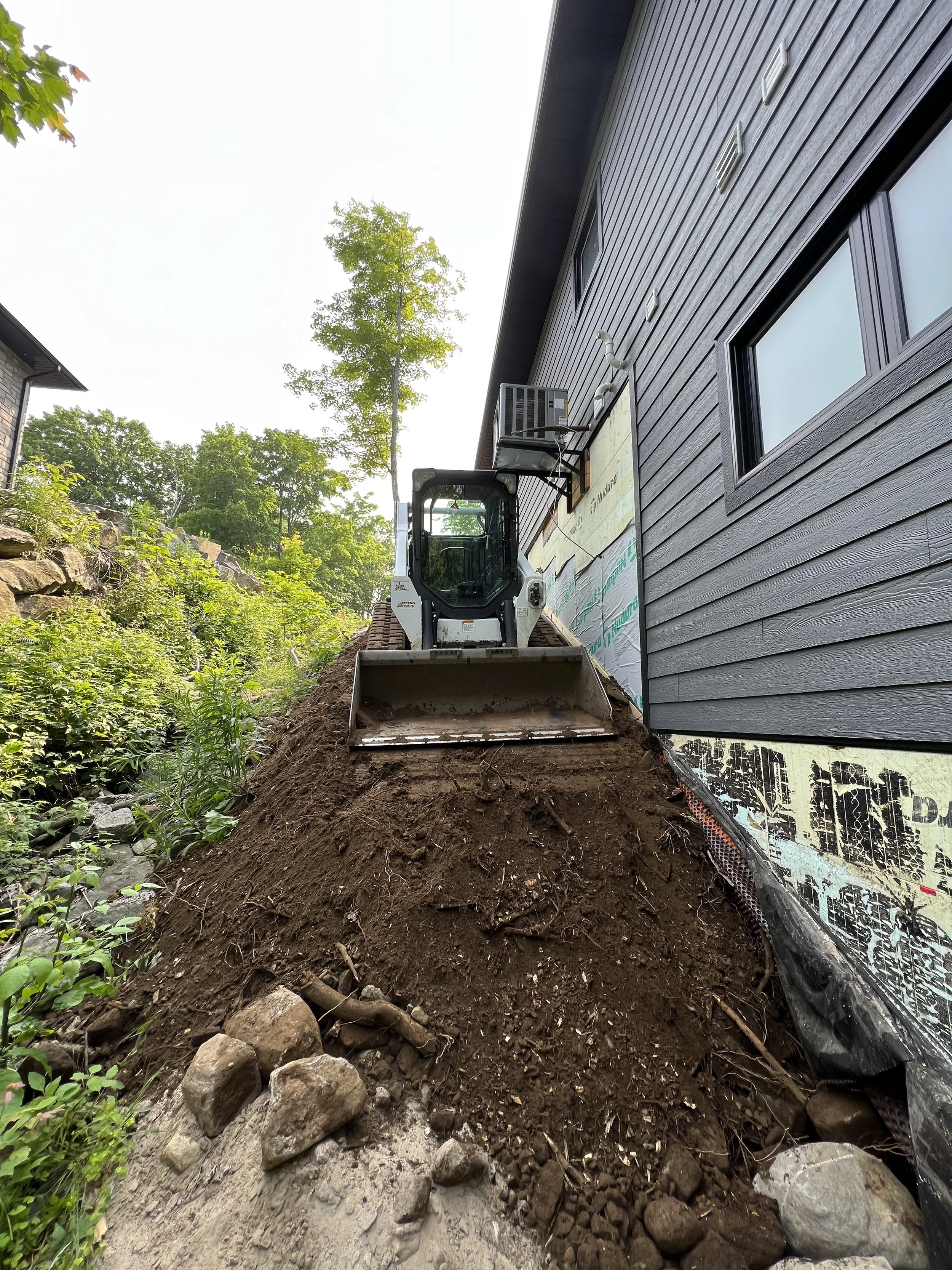 Backfill work in tight access conditions