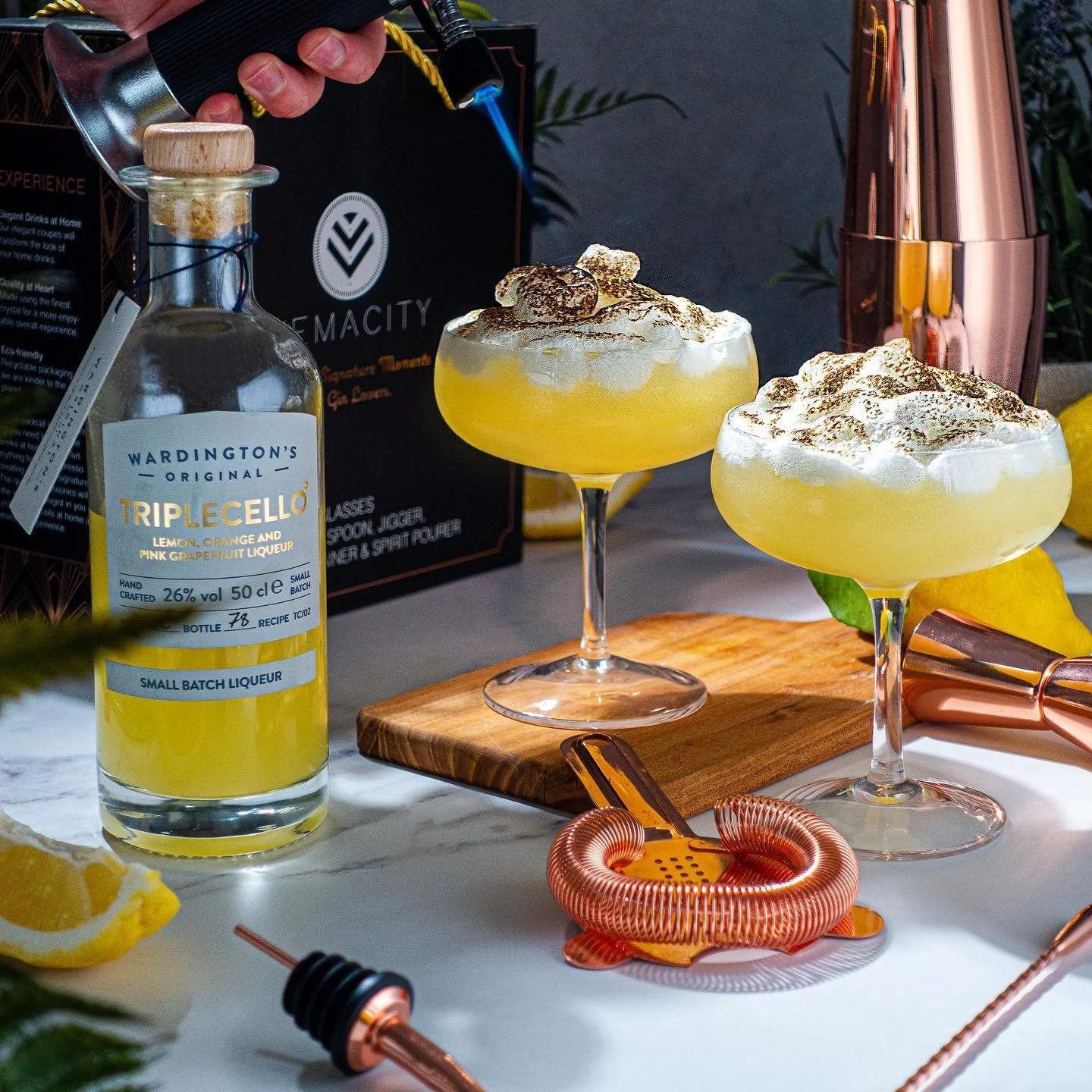 Lemon Meringue Martini cocktail recipe by Gin & Domic