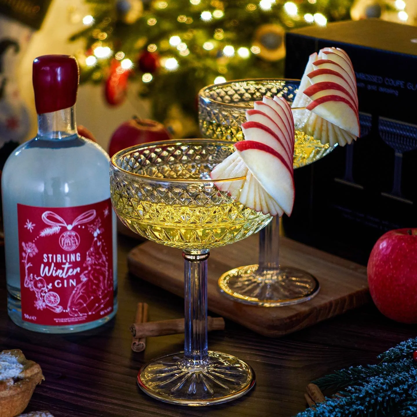 Spiced Apple Martini cocktail recipe by Gin & Domic