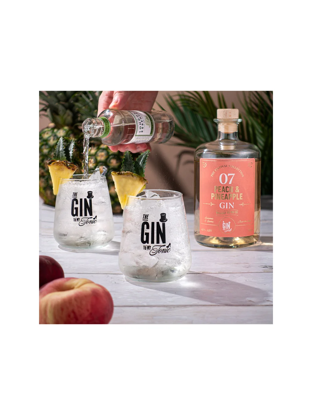 Gin pour over ice