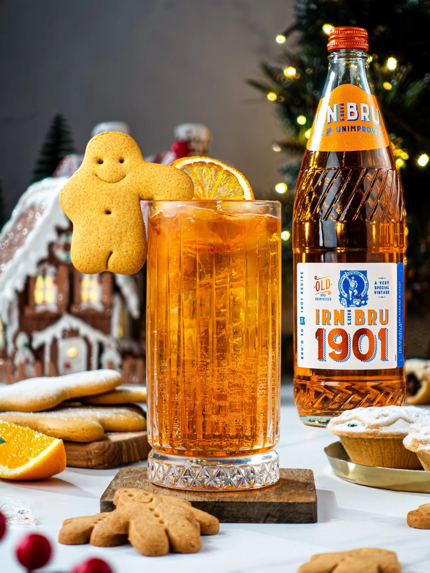 IRN-BRU 1901 festive serve with gingerbread