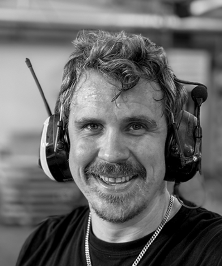 Tobias Hektor, ansvarig för offert, order och beredning på Scandcut i Höör.