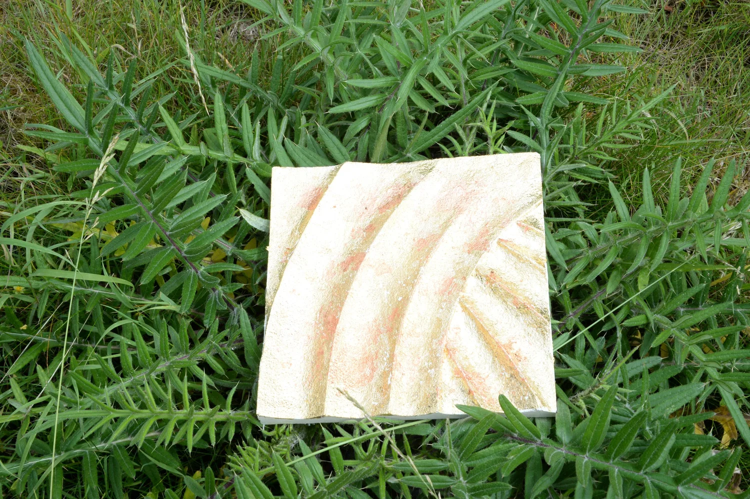 Sculpted Curves - Textured Gold Finish - styling inspiration 1
