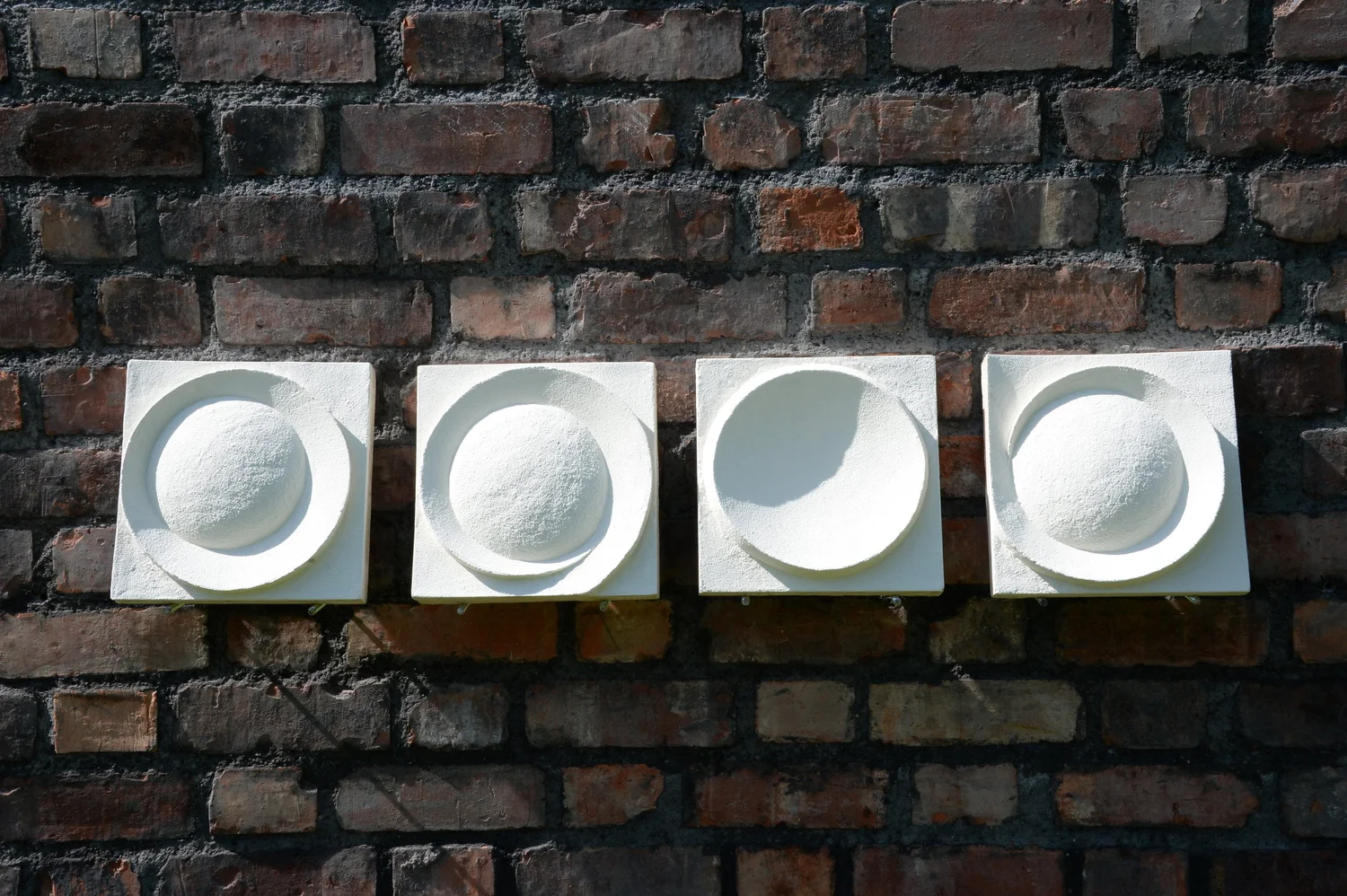 Crater Moon II - White - styling inspiration 2