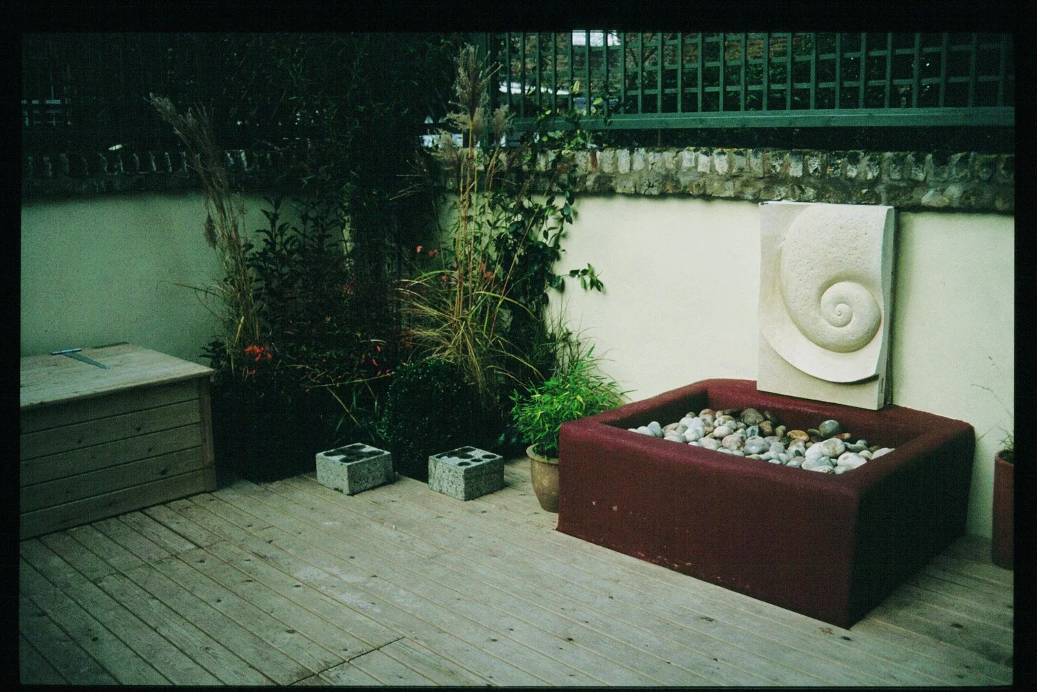 Battersea Shellmoon I - White - styling inspiration 2