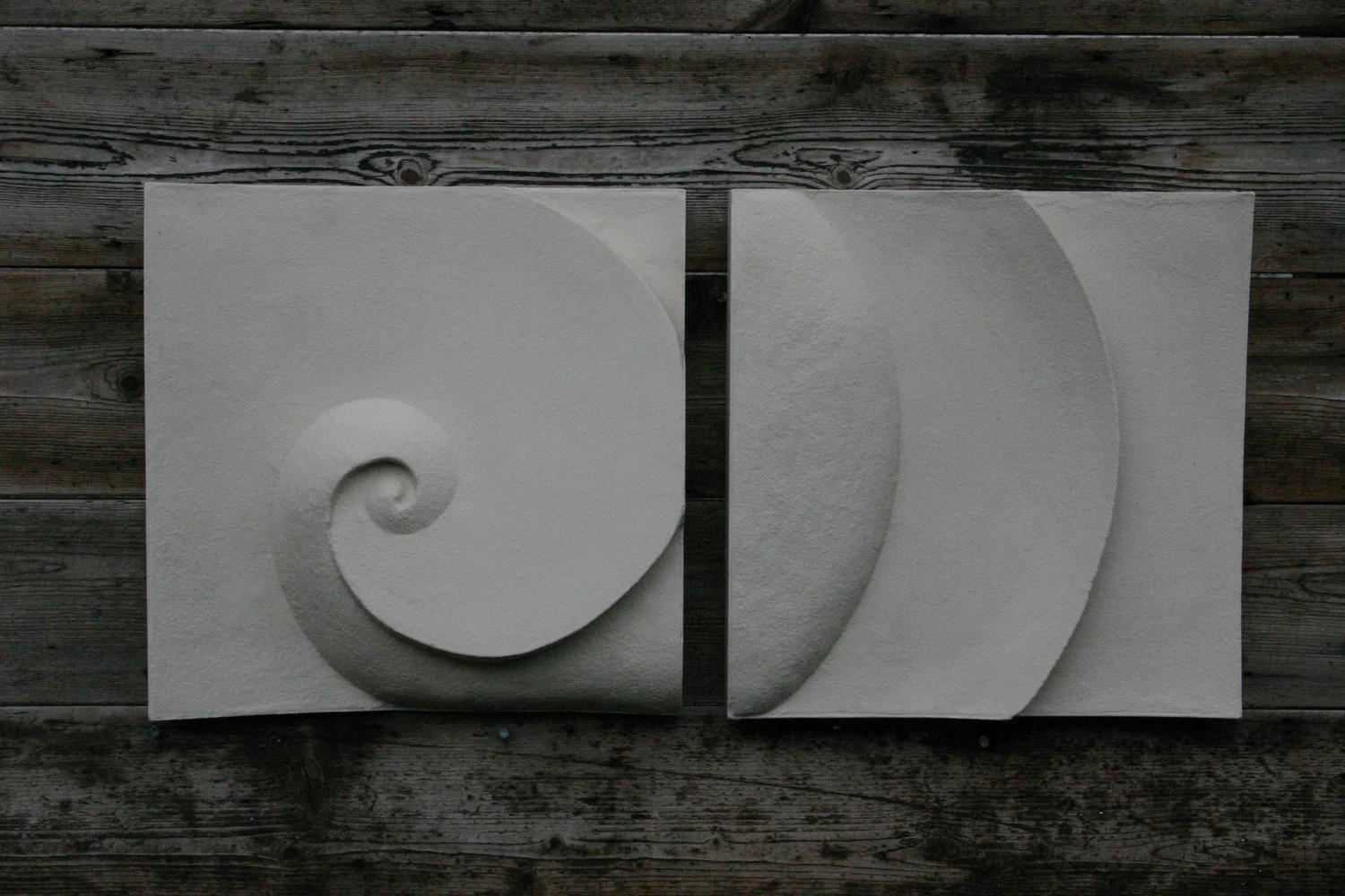Wave and Moonshadow I - White - styling inspiration 2
