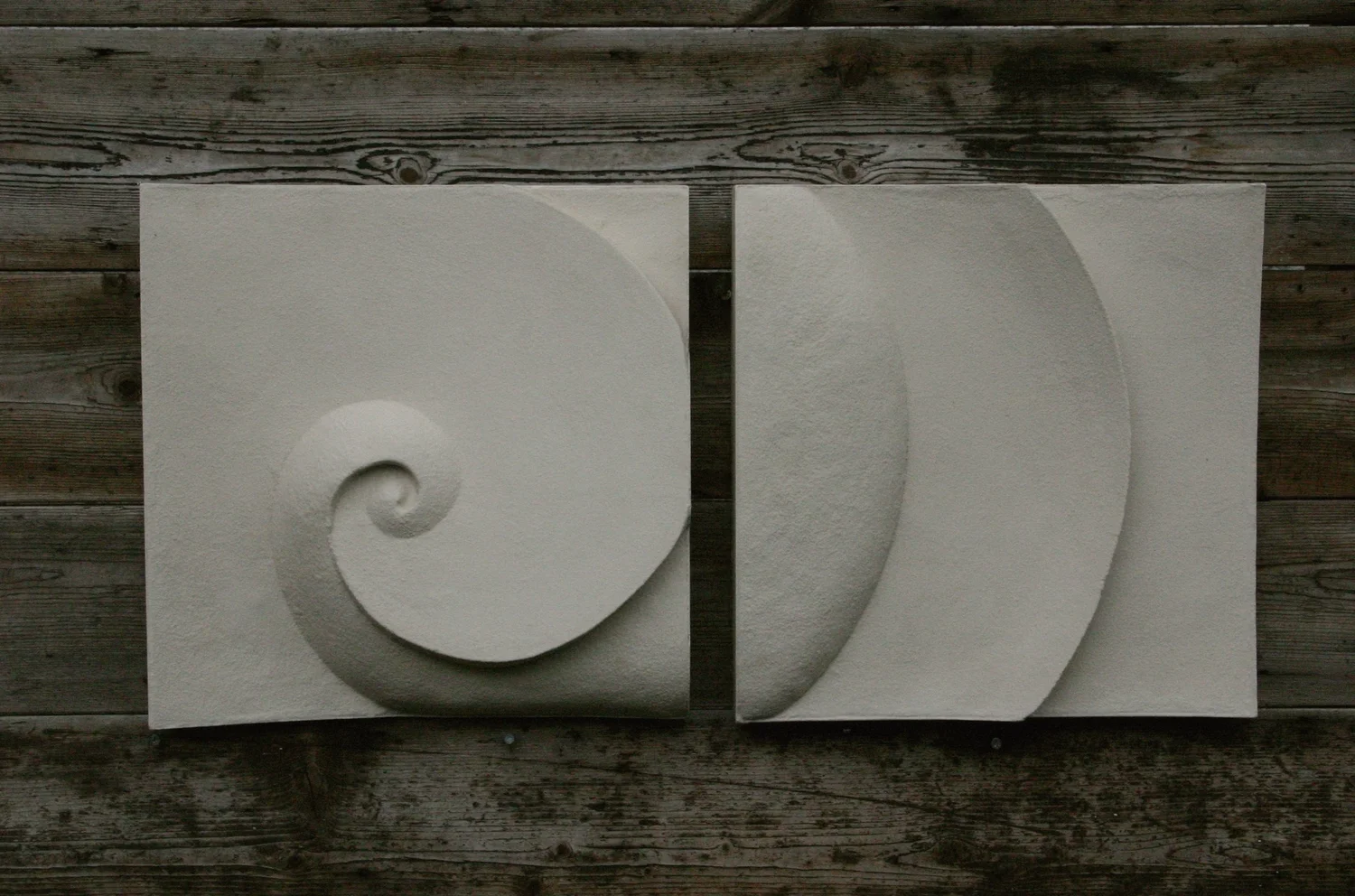 Wave and Moonshadow I - White - styling inspiration 1