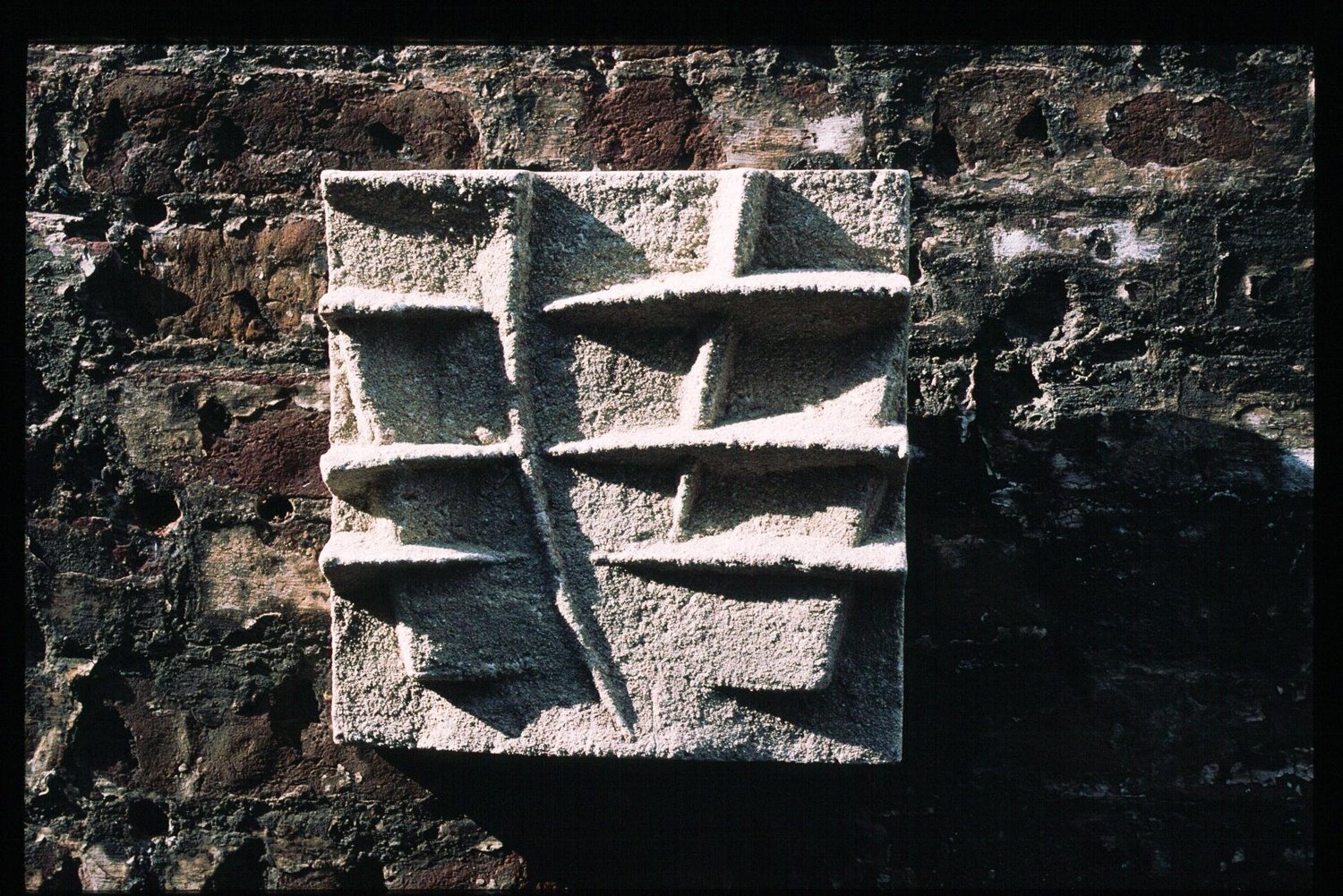 Strata Relief - White - styling inspiration 2