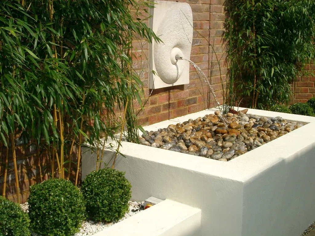 Battersea Shellmoon II Fountain - White - styling inspiration 1