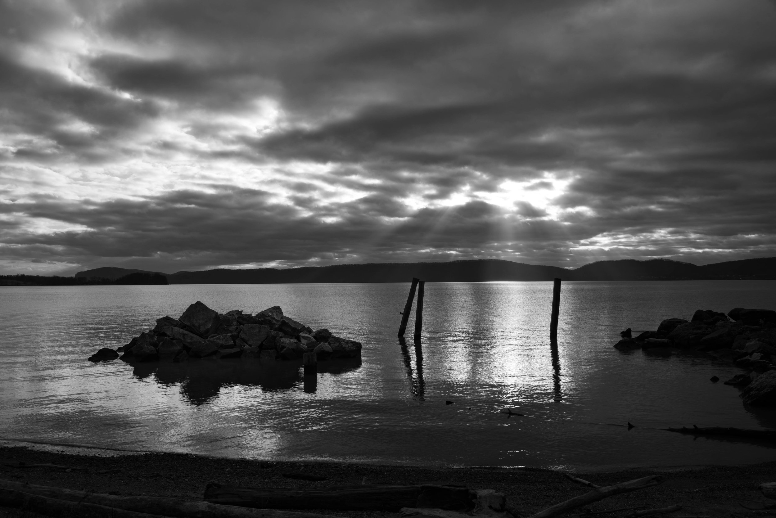 Sunbeams on Hudson Black and White