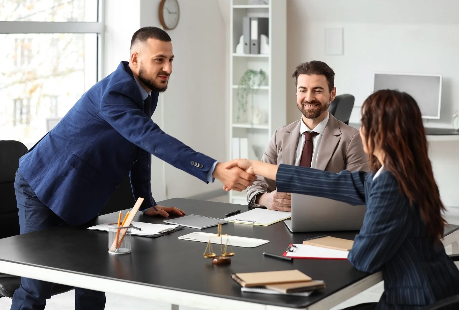 Mediators and conflict specialists