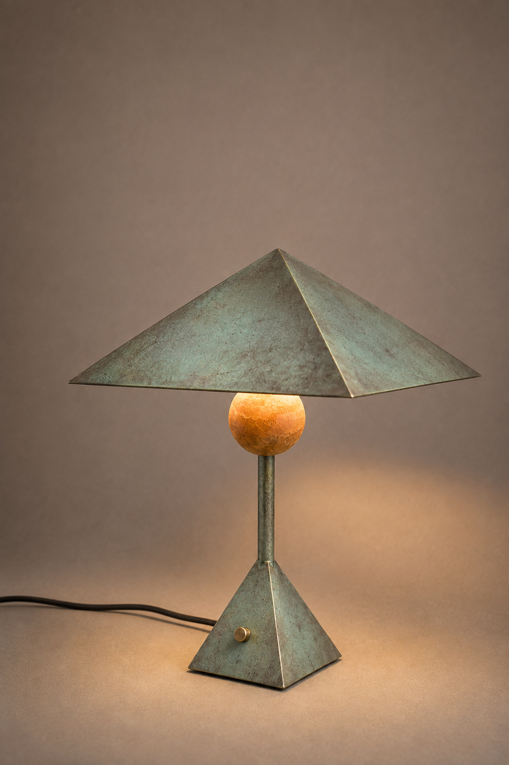 Jóia T in green patina brass