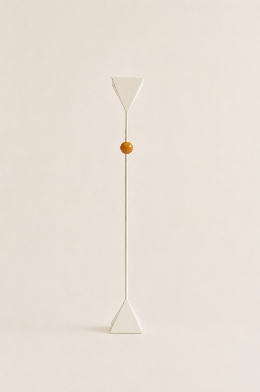 Jóia F in beige painted steel