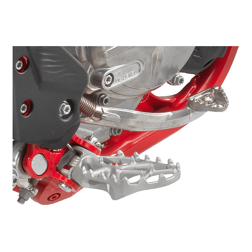 2027 GASGAS MC 125 — Footpegs
