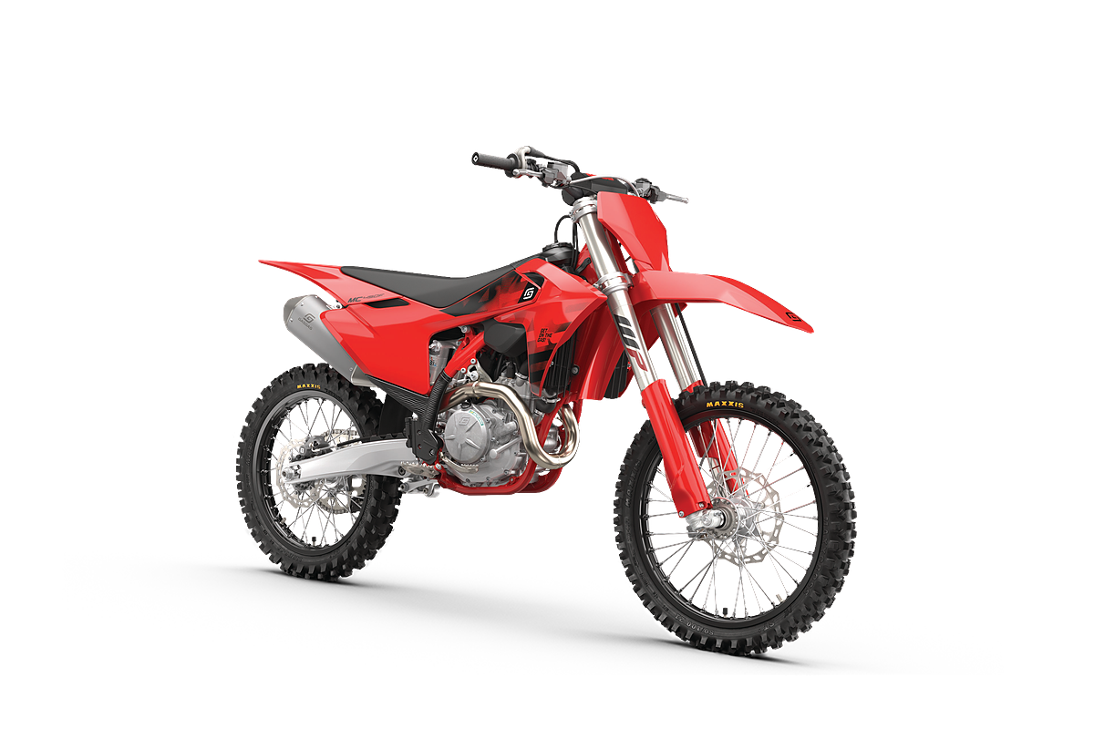 2027 GASGAS MC 450F Front ¾ view