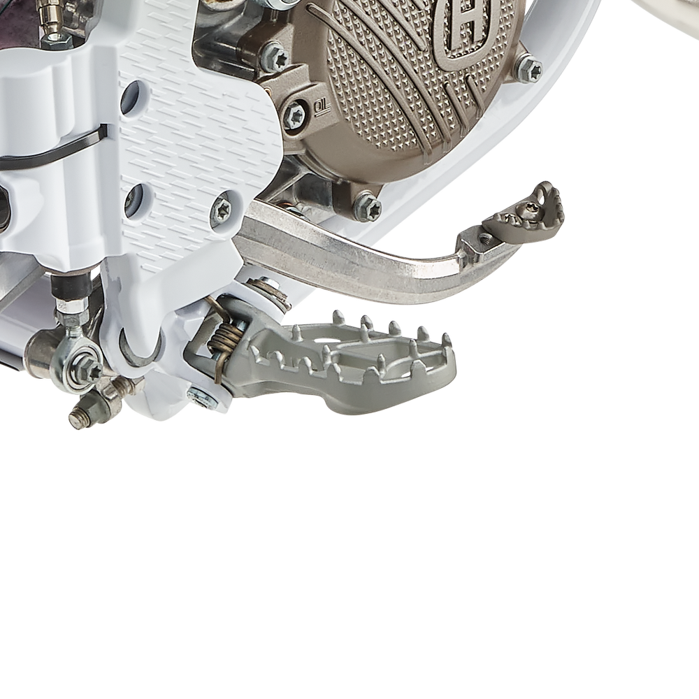 2027 Husqvarna TC 85 19/16 — Foot pegs