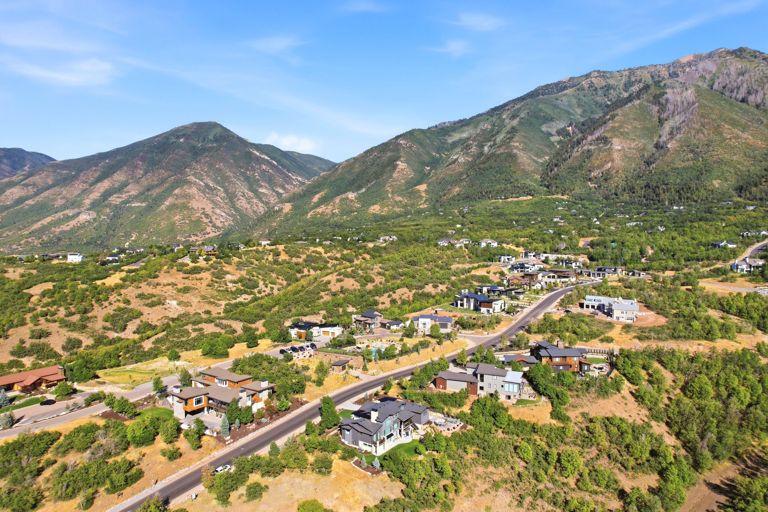 Woodland Hills Utah foothill neighborhoods and mountain terrain
