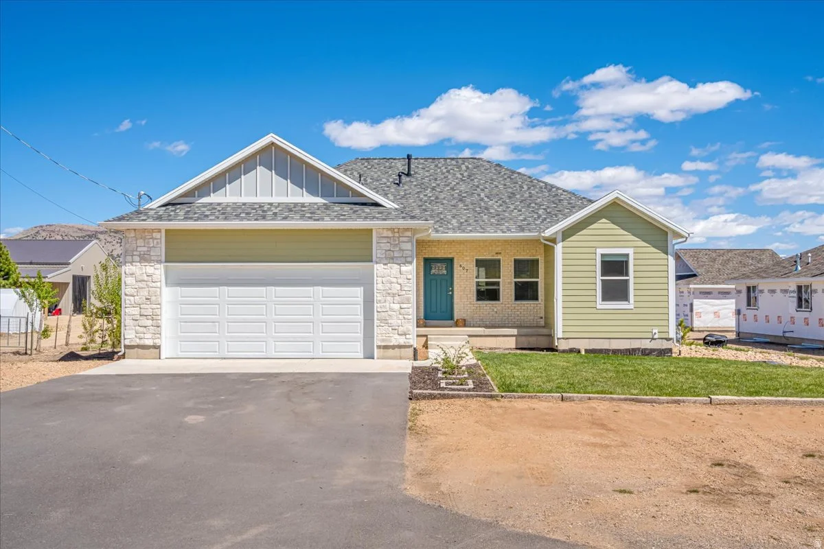 Modern craftsman rambler exterior at 607 South 250 West in Fountain Green Utah