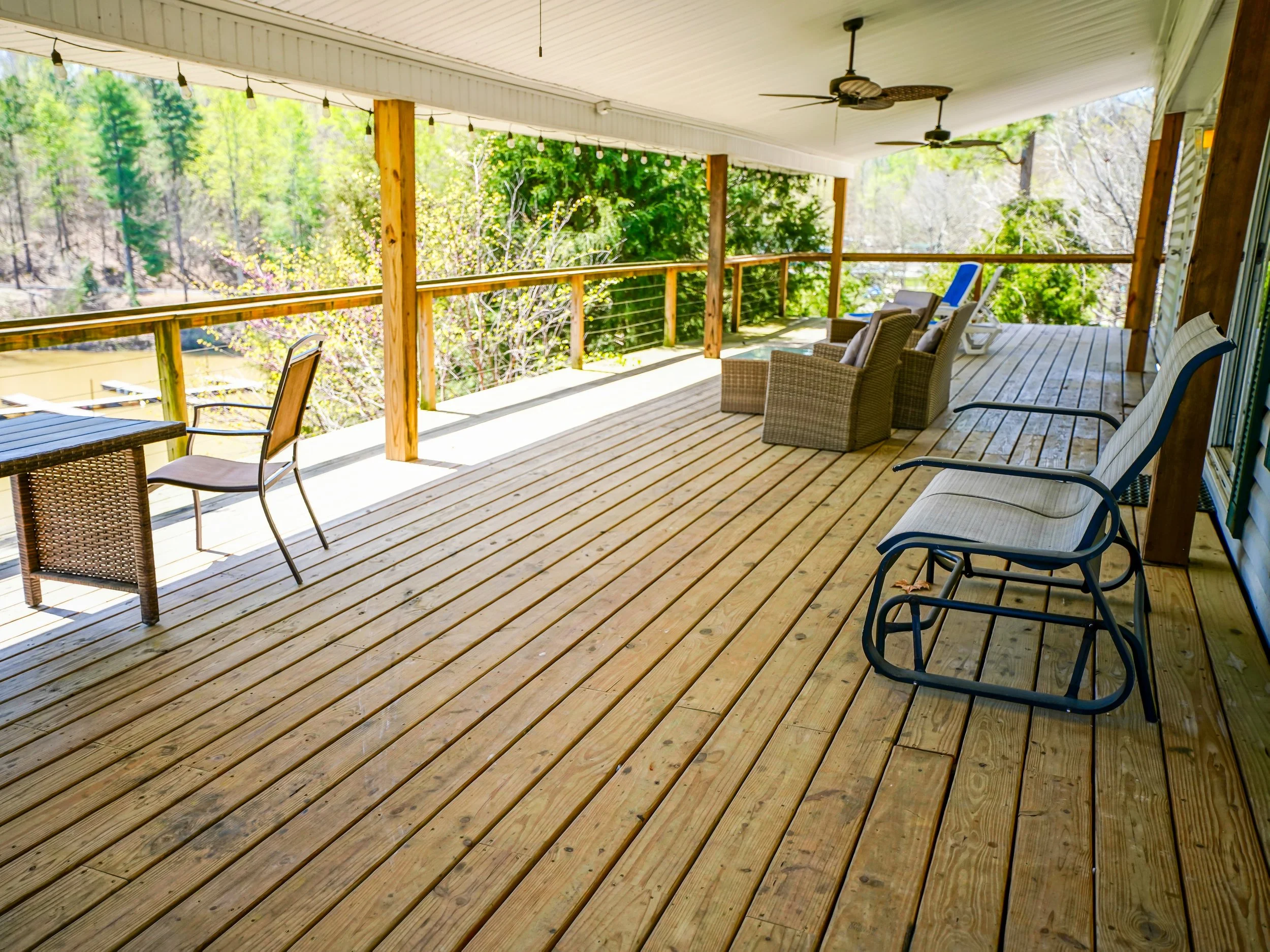 Holiday Hills Lakeside Place 1 Porch
