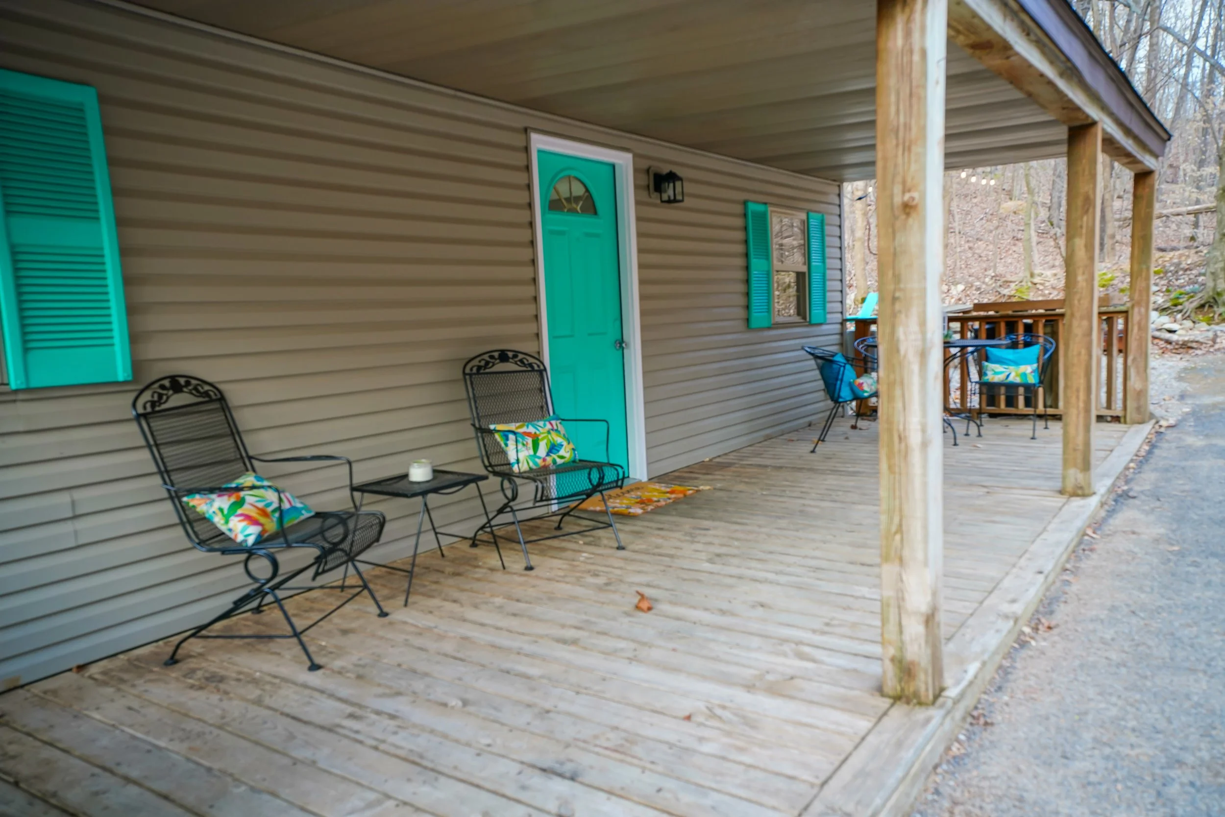 Holiday Hills Cabin in the Woods outside porch
