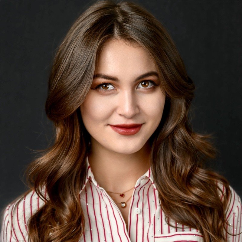 Claudia Laurie | Forbes Under 30