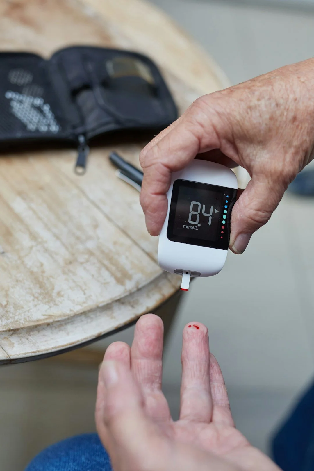 Checking blood sugar with glucometer