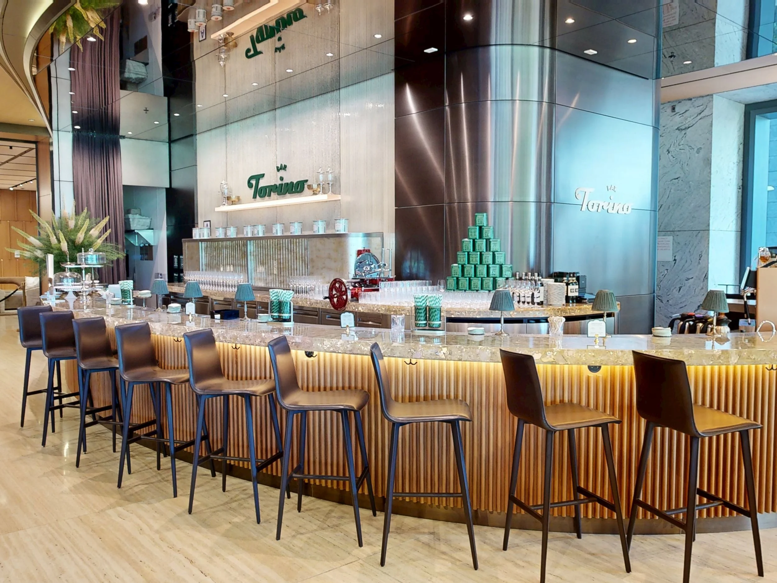 Bar Torino lounge seating and ambient lighting