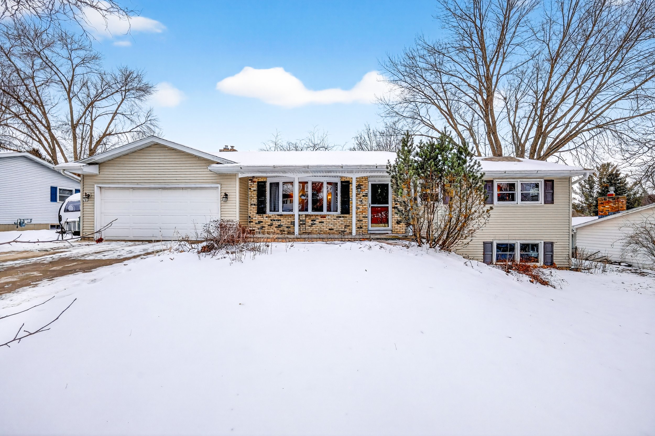 McFarland, WI homes