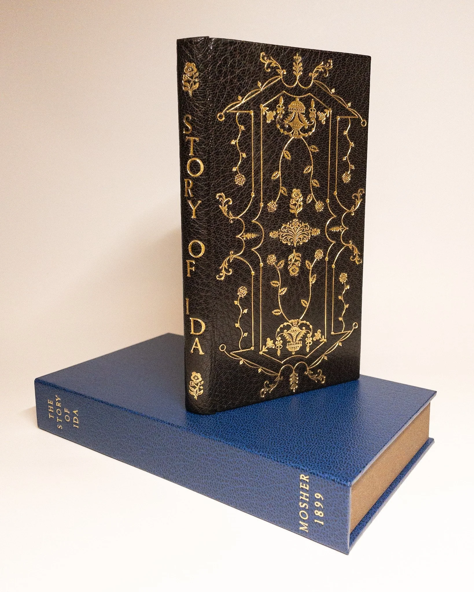 Fine art edition — marbled endpapers