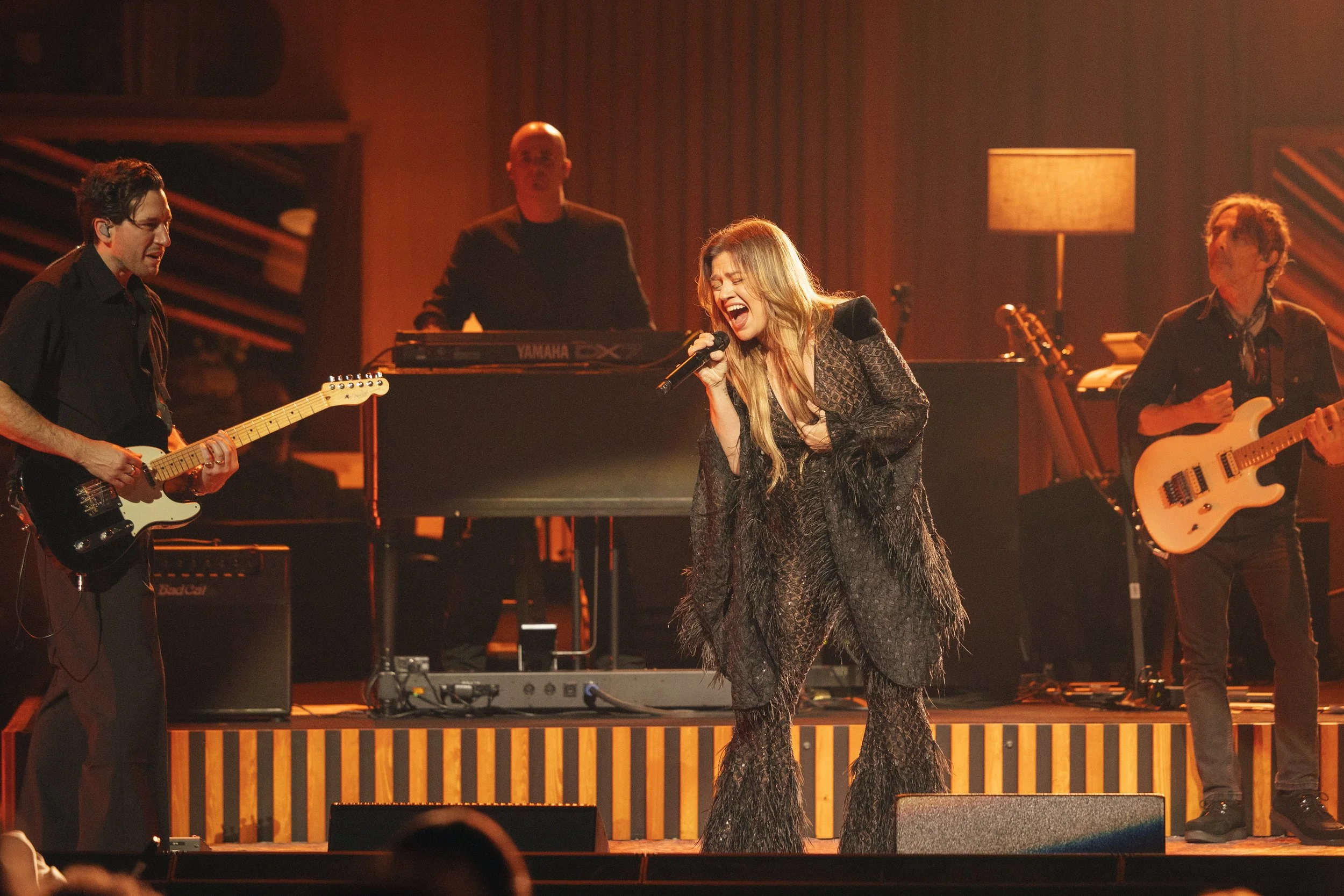 KELLY CLARKSON