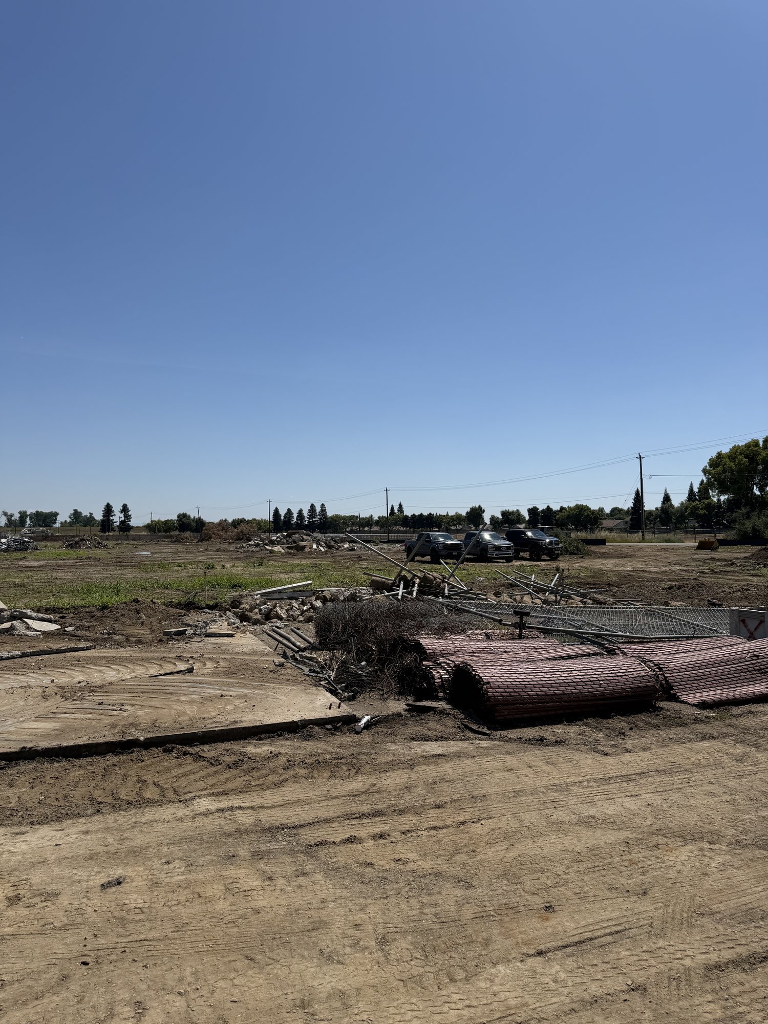 Demolition of existing buildings and foundations in Yuba City, CA