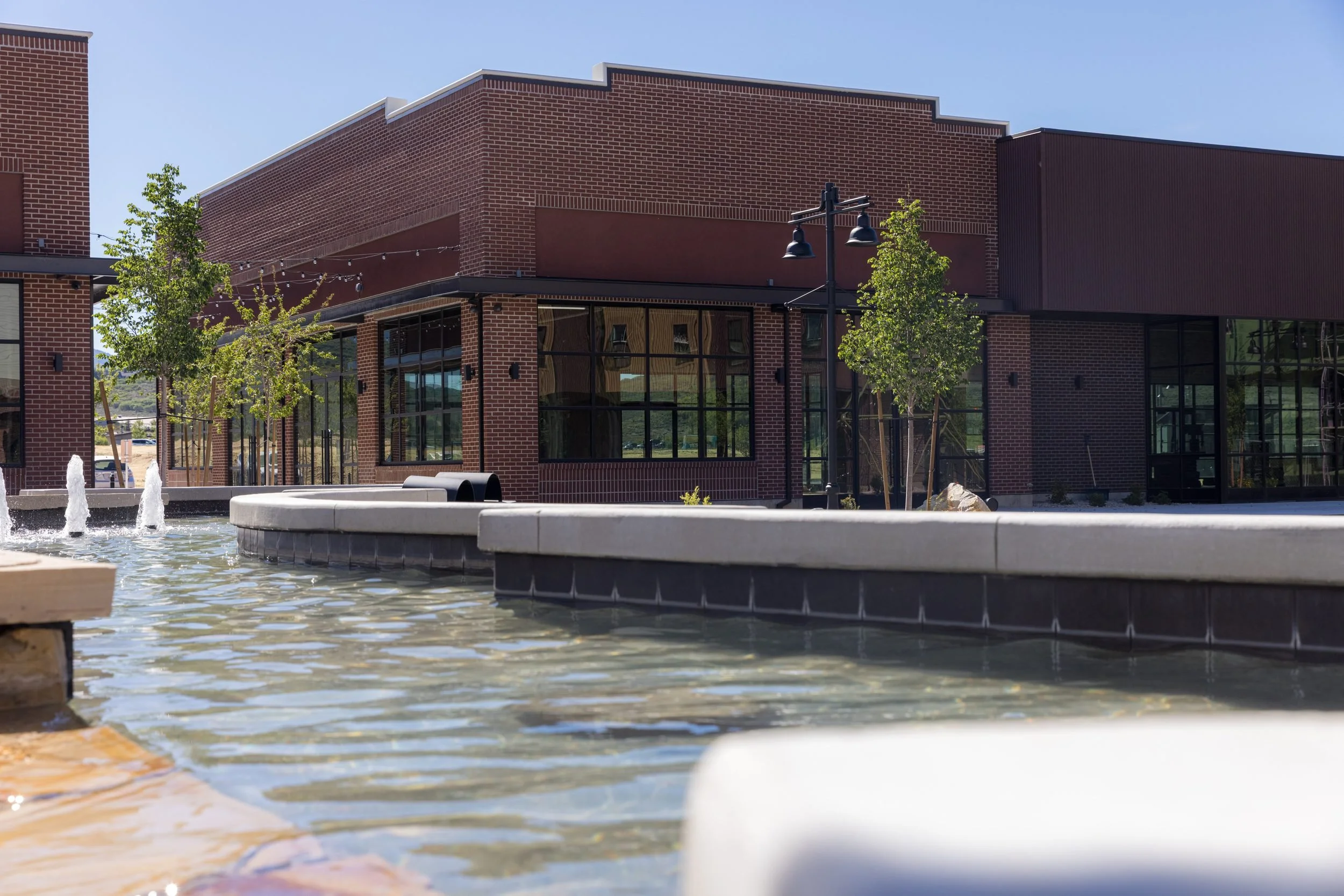 Retail plaza and fountain at Studio Crossing