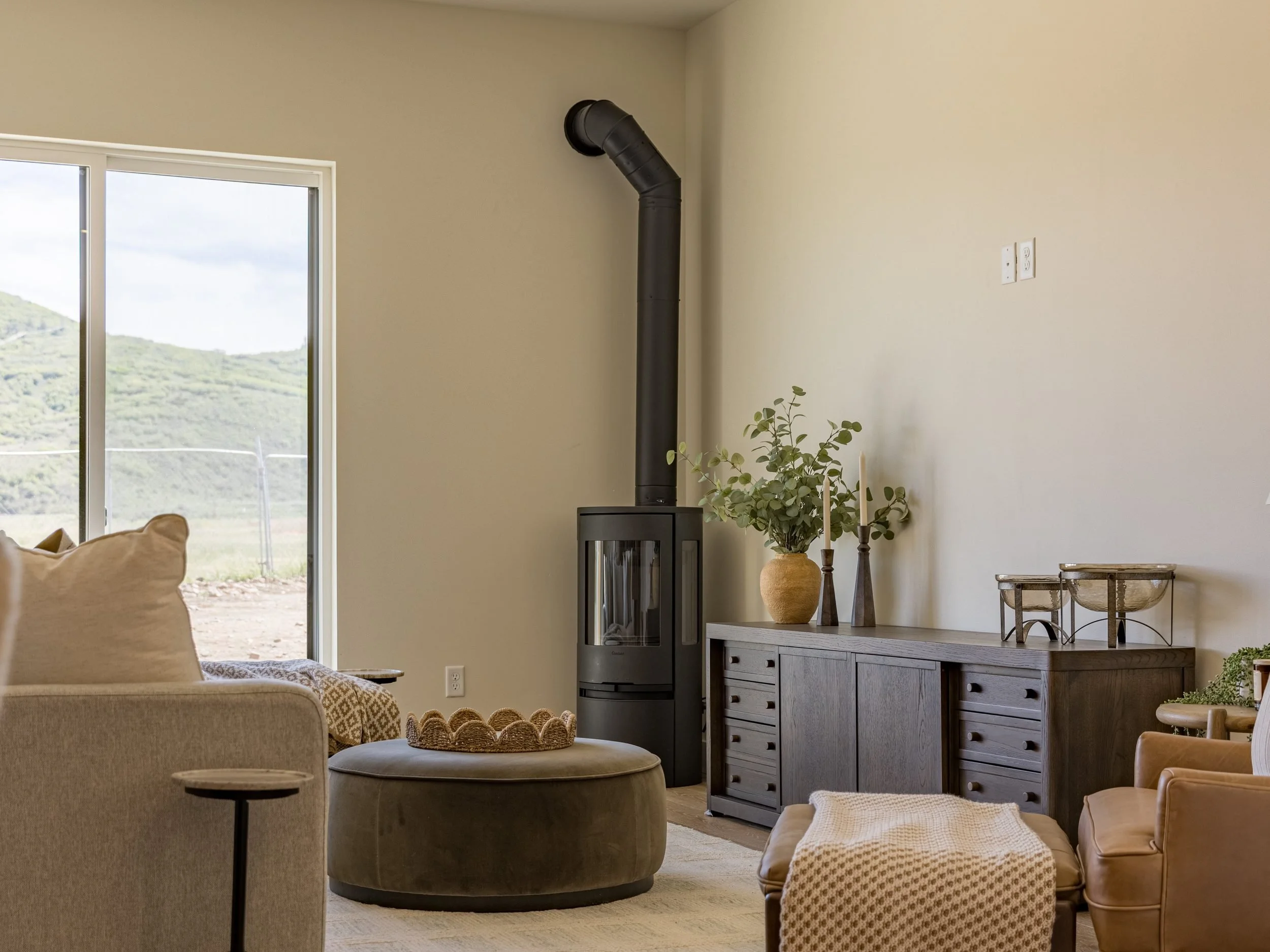 Living room in a townhome at Studio Crossing